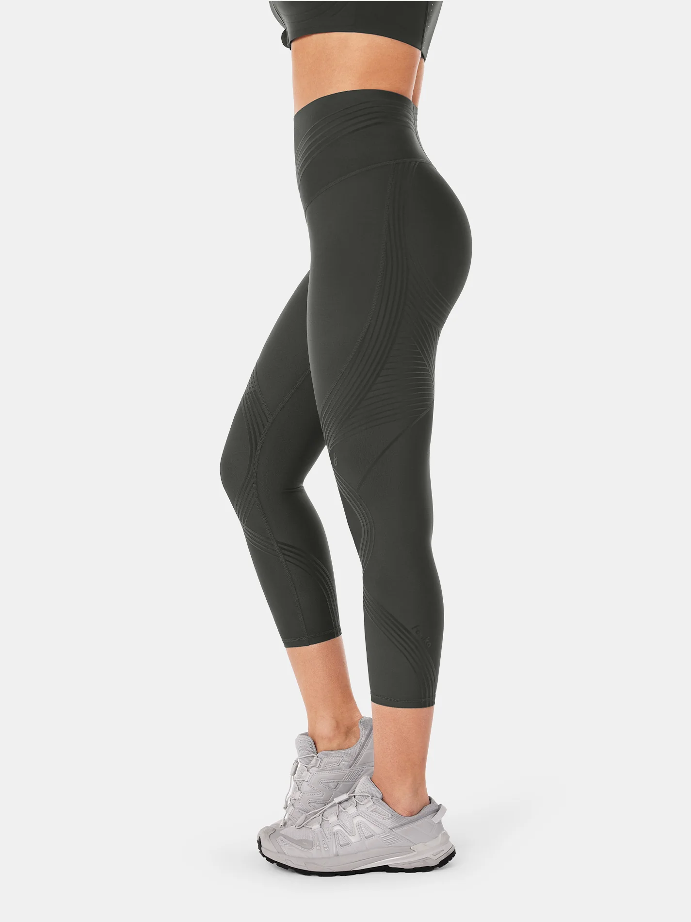 Body Sculpt 7/8 Leggings 2.0 (Reversible Wear) - Image 18