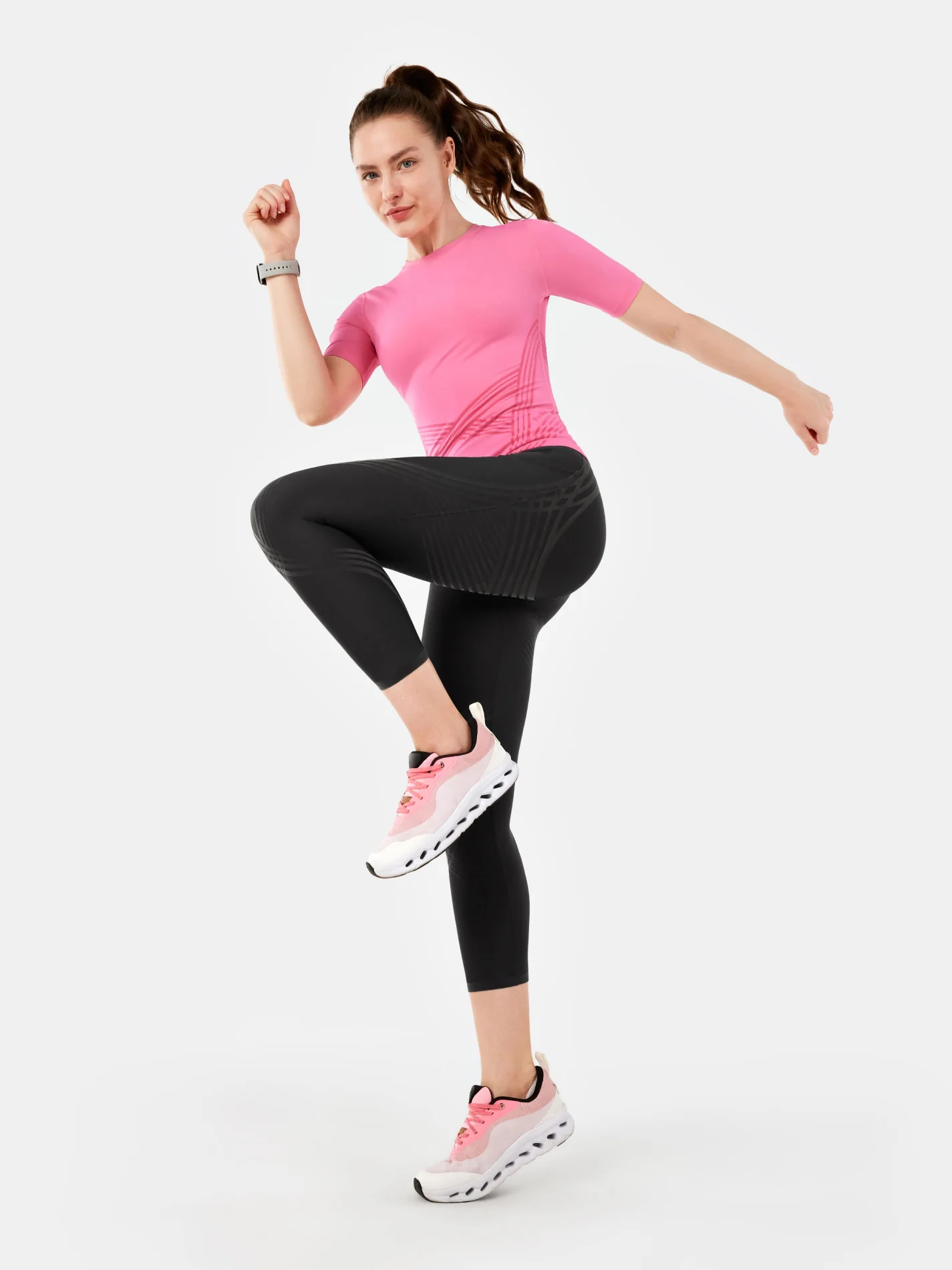 PowerBand Resistance Short Sleeve T-shirt - Image 3